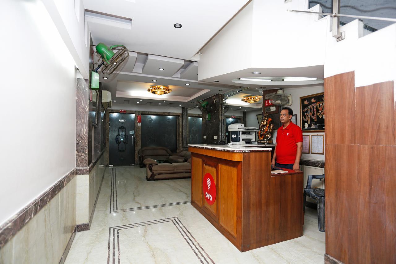 ניו דלהי Oyo 5401 Hotel Mid Town מראה חיצוני תמונה