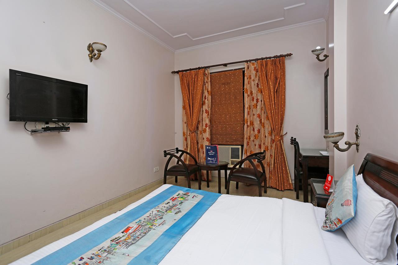 ניו דלהי Oyo 5401 Hotel Mid Town מראה חיצוני תמונה