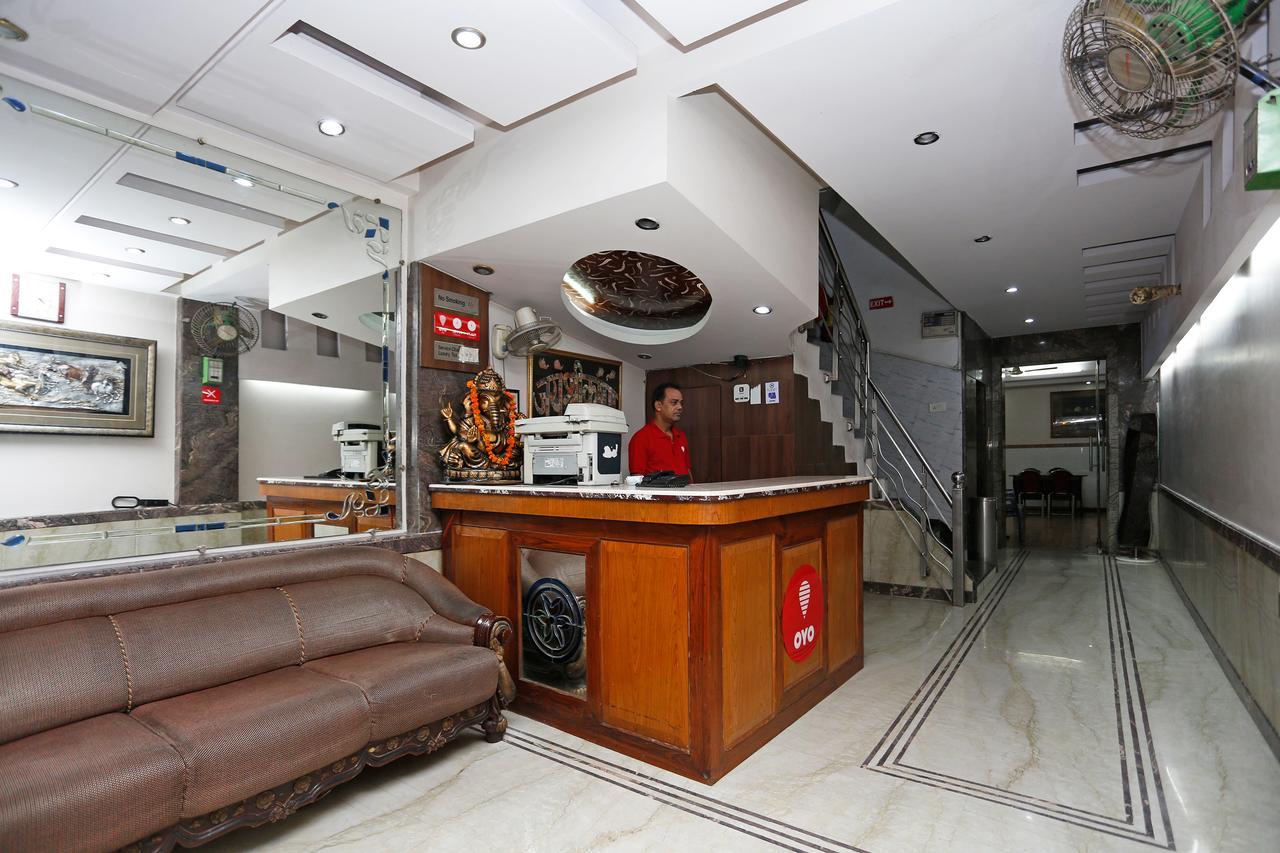ניו דלהי Oyo 5401 Hotel Mid Town מראה חיצוני תמונה